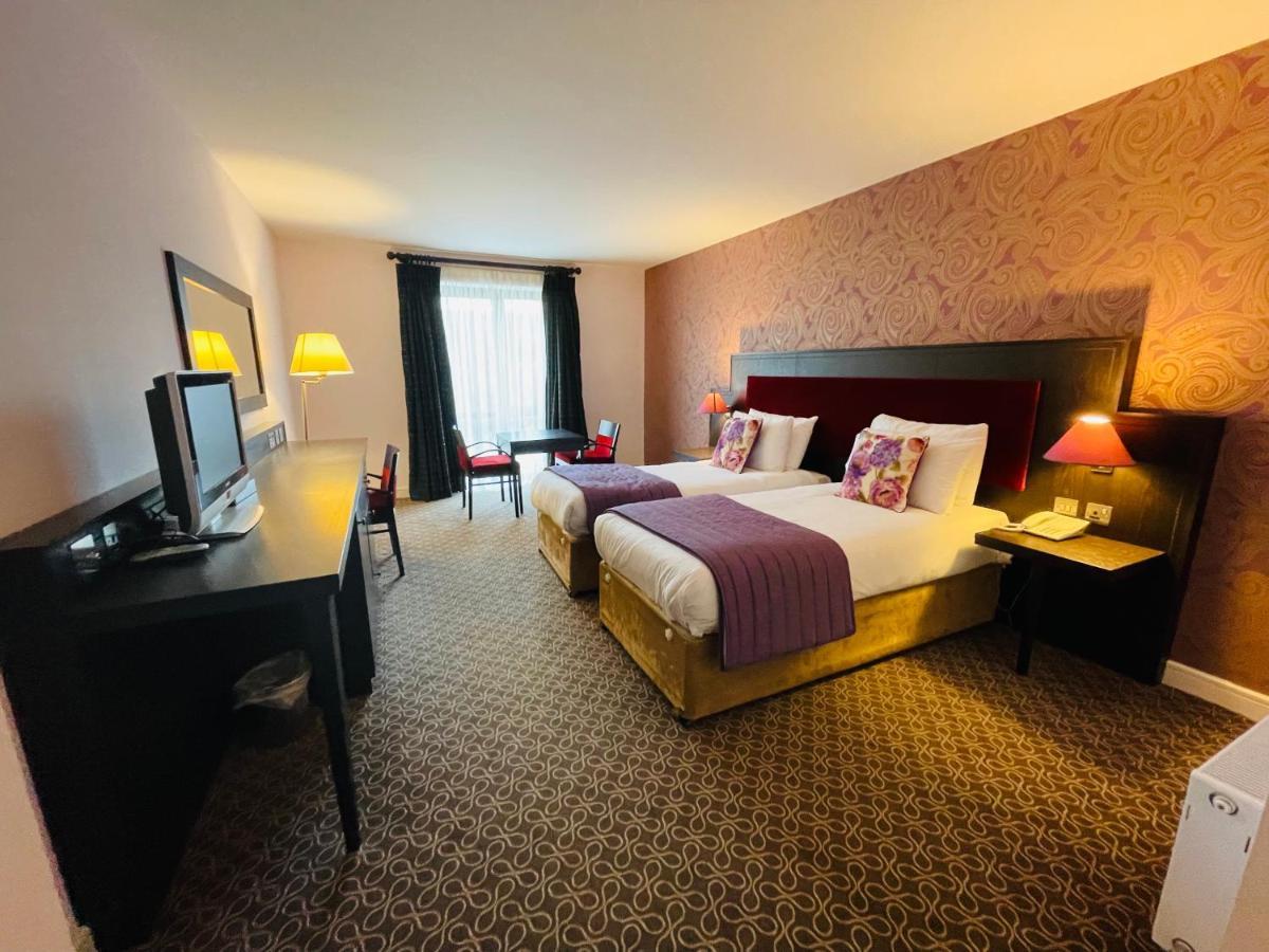 Burren Atlantic Hotel & Holiday Cottages Ballyvaughan Exteriér fotografie