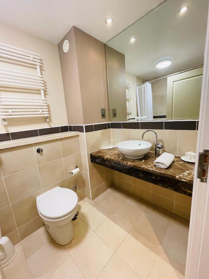 Burren Atlantic Hotel & Holiday Cottages Ballyvaughan Exteriér fotografie