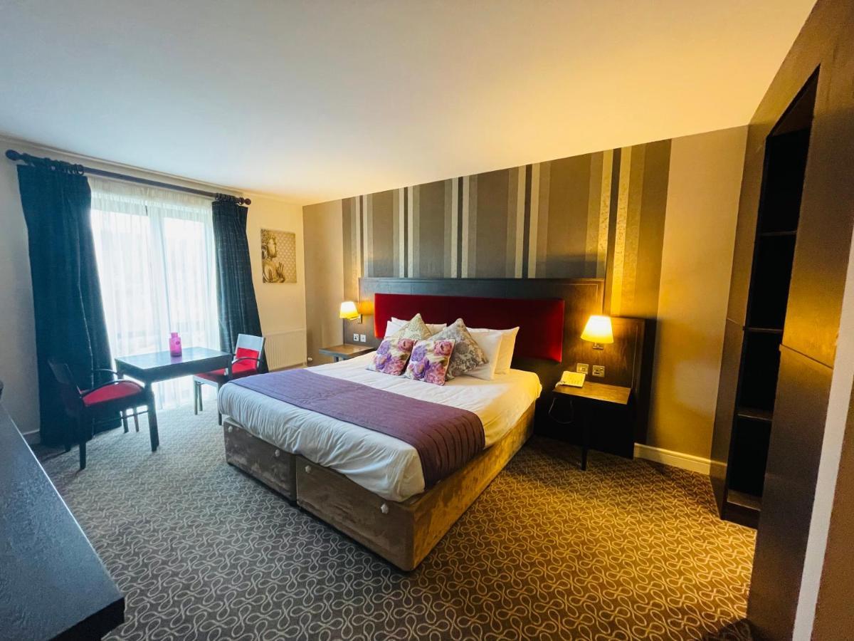 Burren Atlantic Hotel & Holiday Cottages Ballyvaughan Exteriér fotografie