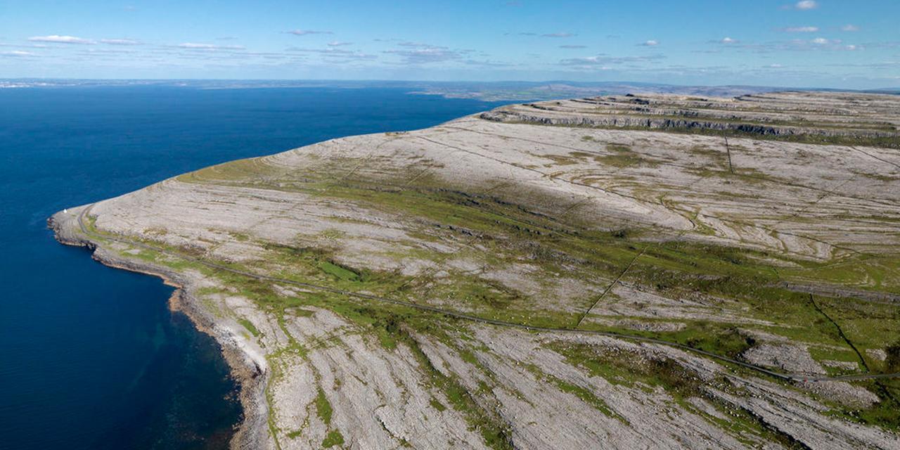 Burren Atlantic Hotel & Holiday Cottages Ballyvaughan Exteriér fotografie